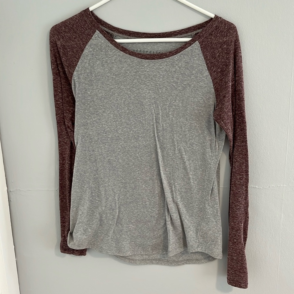 Woman’s long sleeve top